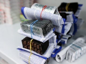 В Україні з серпня антибіотики в аптеках продаватимуть лише за електронним рецептом