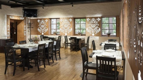 Популярний волинський ресторан оновив інтер'єр