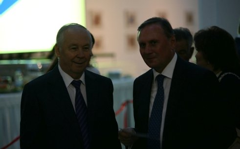 Як регіонали гуляли на вечірці у Порошенка. ФОТО