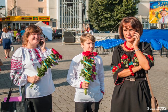 Луцьк у вишиванках. ФОТОРЕПОРТАЖ