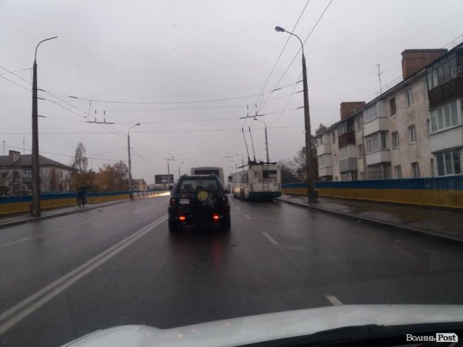 Через дві аварії у Луцьку величезна «тягучка»