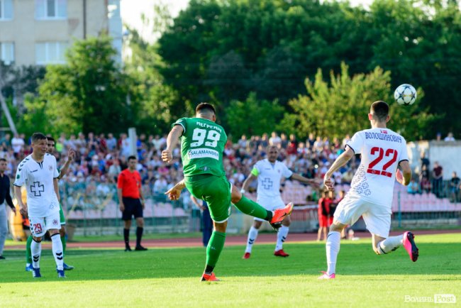 «Волинь» – «Карпати»: великий фотозвіт із нашумілого матчу