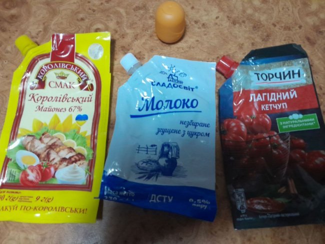 На Волині збирають упаковки від дитячих пюре та соусів для виготовлення хімічних грілок військовим