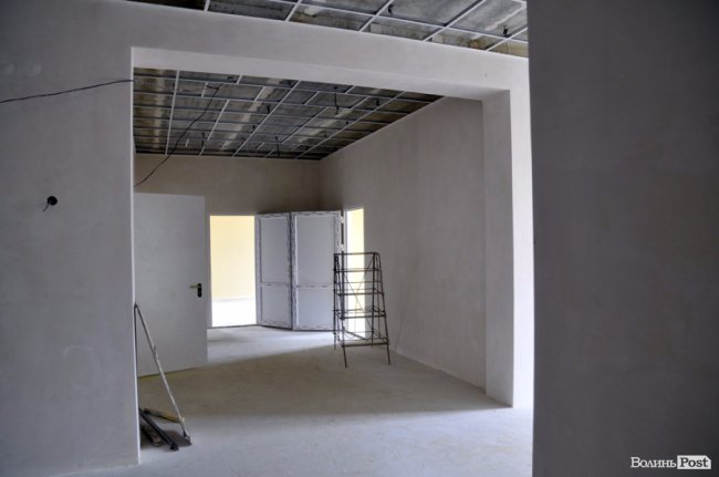 Луцька міськрада досі не перерахувала кошти на школу №27