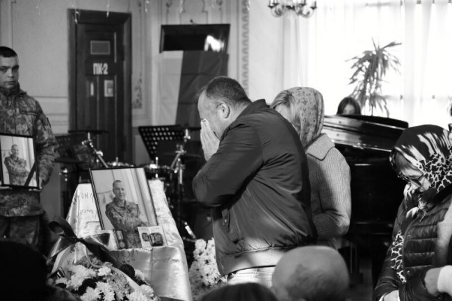 Навіки 40: у Луцьку провели в останню путь Героя Дмитра Шевчука
