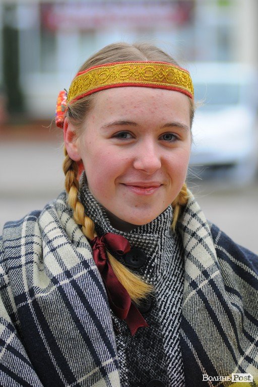 Обличчя різдвяних гулянь у центрі Луцька. ФОТО