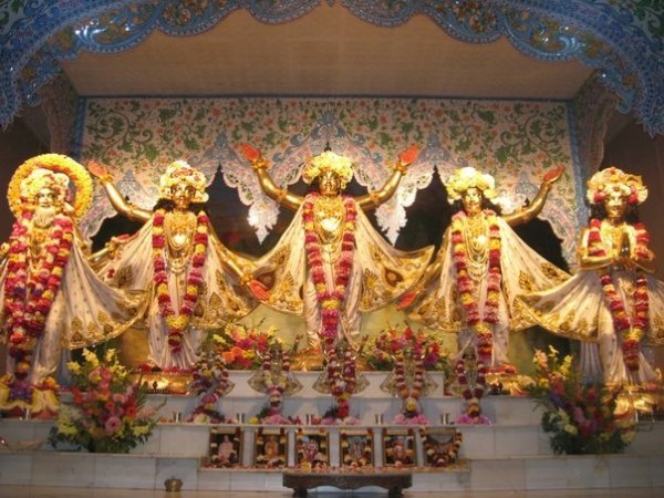 Волиняни місяць мандрували святими місцями Індії. ФОТО