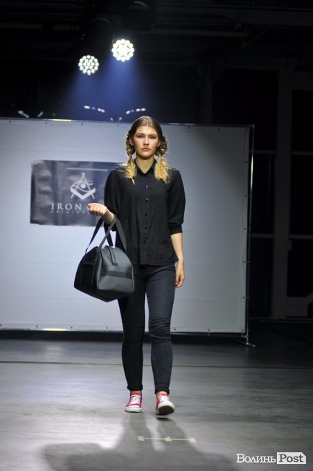 Свято краси і моди: як мийку в Луцьку перетворили на модний подіум