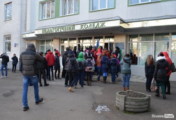 Третій день Нового Майдану у Луцьку. ФОТО