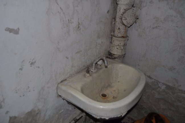 «Щоб покійники не «згадували» нас», - на Волині відремонтують морг