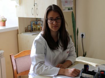 Волинська лікарка розвінчала міфи про вплив гаджетів на зір