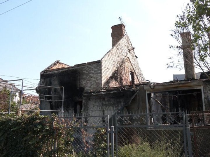 «Була півтораповерхова хата, а по відшкодуванню однокімнатна квартира», - лучанка про збитки після атаки рф