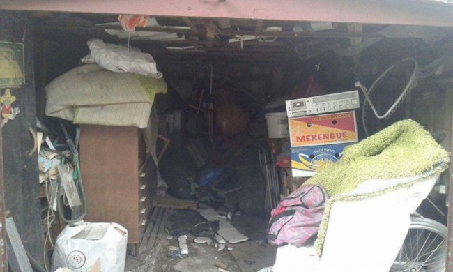 У Луцьку муніципали продовжують зносити «незаконні» гаражі. ФОТО