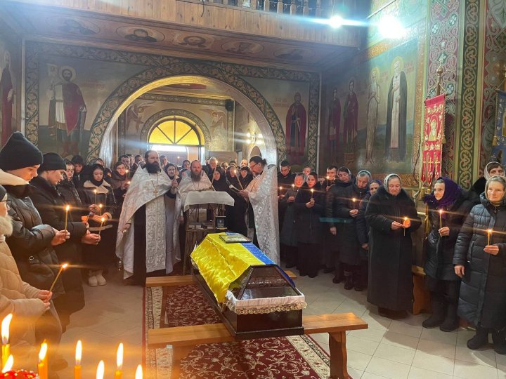 На Волині попрощалися із Героєм Олегом Півнем