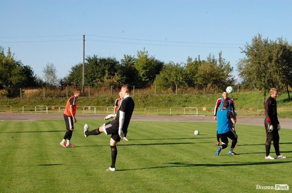 Футболісти «Волині» готуються до гри з «Металістом». ФОТО