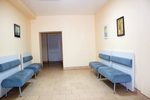 У Ковелі пологовий та лікарню прикрасили дитячими картинами. ФОТО