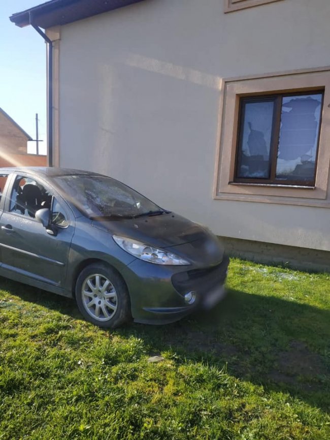 Погрожував вбивством: у Луцькому районі п'яний чоловік проник до оселі з пістолетом