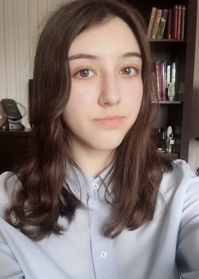 «Маю право на захист»: робота волинської школярки виборола «срібло» на конкурсі малюнків. ФОТО