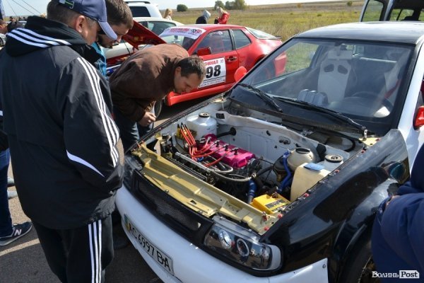 Автомотофестиваль під Луцьком: день другий. ФОТО