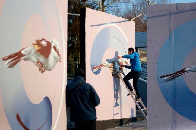 У луцькому «Сіті Парку» львів'янин створив нову експозицію вуличного мистецтва. ФОТО