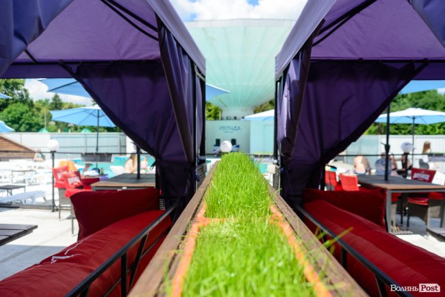 У луцькому парку запрацювала «Ротонда». ФОТО 