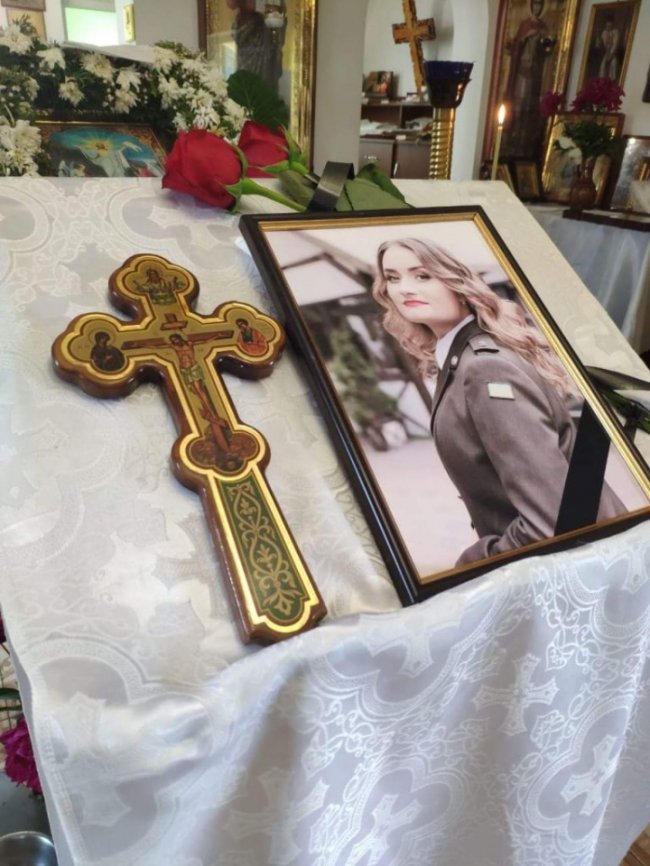 Молода військова, яка загинула в зоні ООС, є мешканкою Волині, – ЗМІ