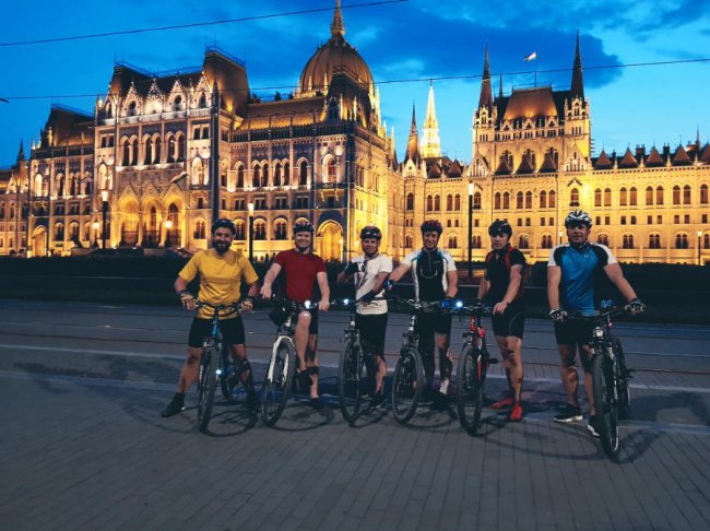 Підкорив Дорогу смерті і скуштував ламу в Перу: волинянин об'їздив три десятки країн