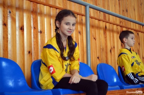 Бігали, раділи, вболівали: у Ковелі школярі змагалися на святкових «Веселих стартах»