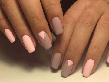 Переваги та недоліки нарощування нігтів акрилом*