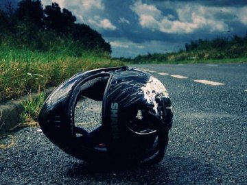 У Камінь-Каширському районі мотоцикліст злетів у кювет