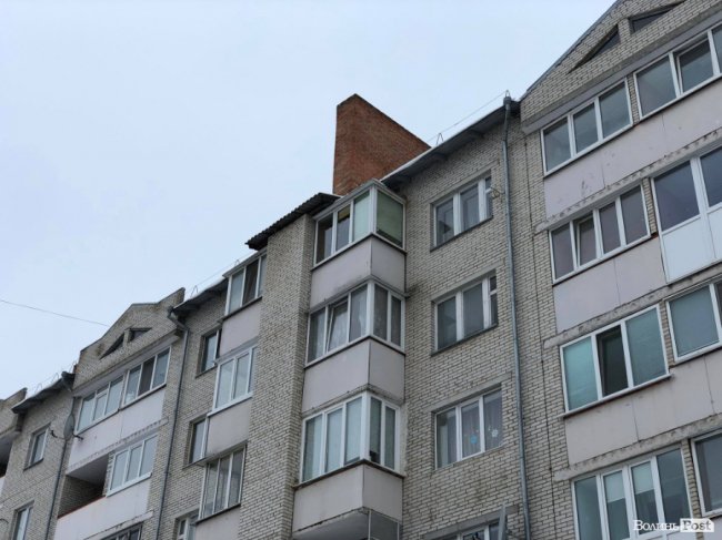 Перекрили багаторічний прохід: мешканці 55-го мікрорайону обурені «небезпечною зоною» на Липинського. ФОТО. ВІДЕО