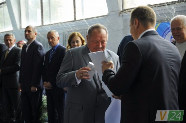 У Луцьку змагалися штангісти. ФОТО