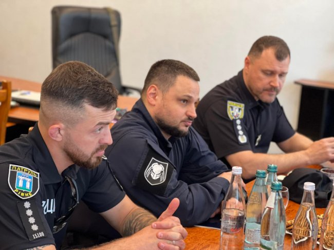 На Рівненщину релокують патрульних із Маріуполя 