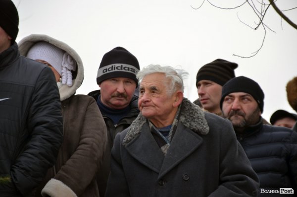 Лід, ополонка та Йорданська вода: Водохреще у Луцьку 