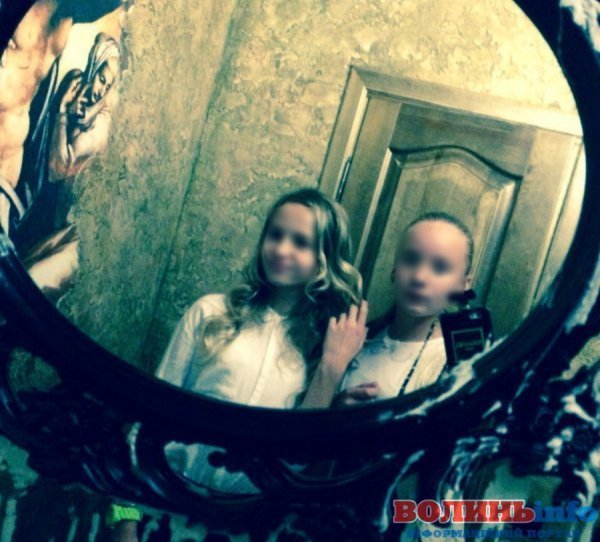 Уляна із подругою у ресторані “Show Basilic”