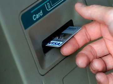 На Волині покарали дев’ятикласника, який знайшов банківську карту і зняв з неї гроші