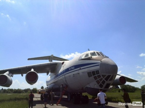 Військові літаки в Луцьку. ФОТО