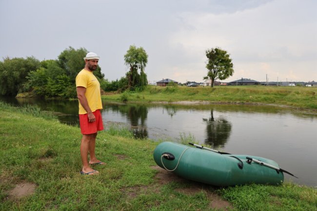 У Луцьку на Стирі ледь не втопилися троє братів. ФОТО