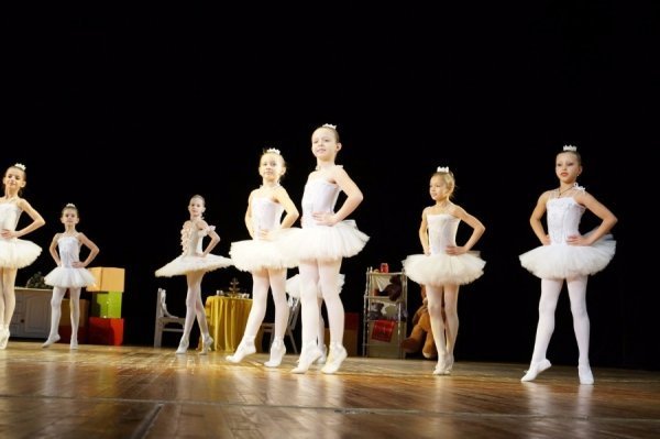 У Луцьку невиліковно хворим діткам допомагав «Олє Лукойє». ФОТО