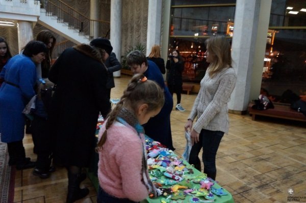 У Луцьку невиліковно хворим діткам допомагав «Олє Лукойє». ФОТО