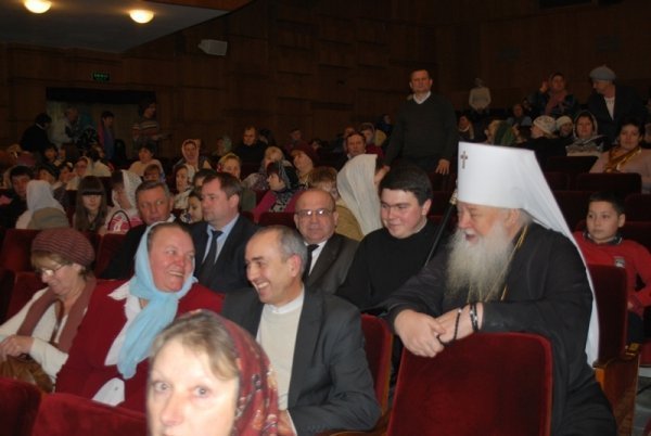 У Луцьку відбувся благодійний концерт для дітей-сиріт. ФОТО