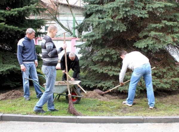 Волинська міліція влаштувала велике прибирання. ФОТО