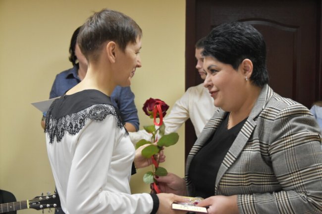 Двоє лучанок отримали звання «Мати-героїня»