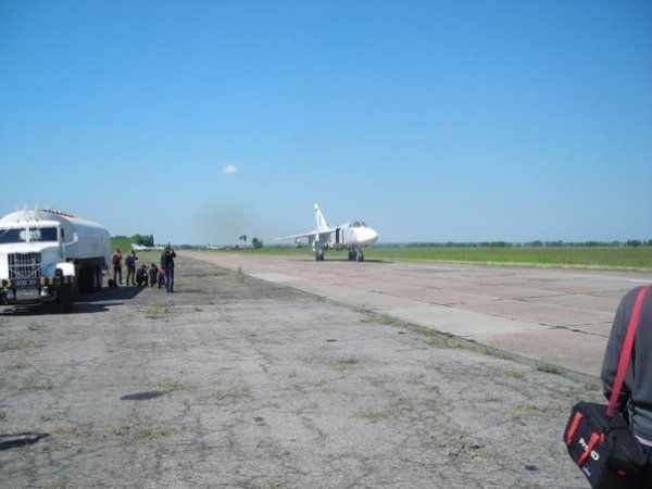 Луцьк авіаційний: літаки на військовому аеродромі. ФОТО