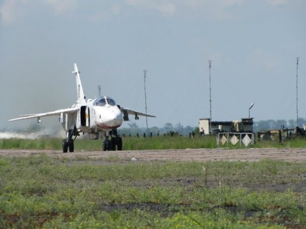Луцьк авіаційний: літаки на військовому аеродромі. ФОТО