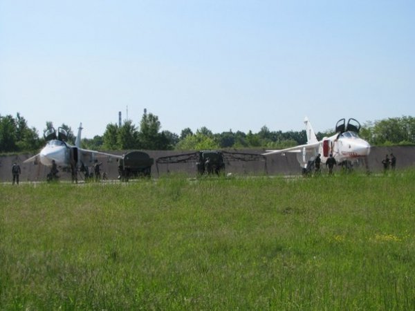 Луцьк авіаційний: літаки на військовому аеродромі. ФОТО