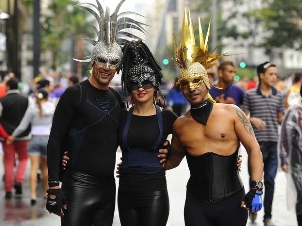 У Бразилії відбувся наймасовіший в історії гей-парад. ФОТО