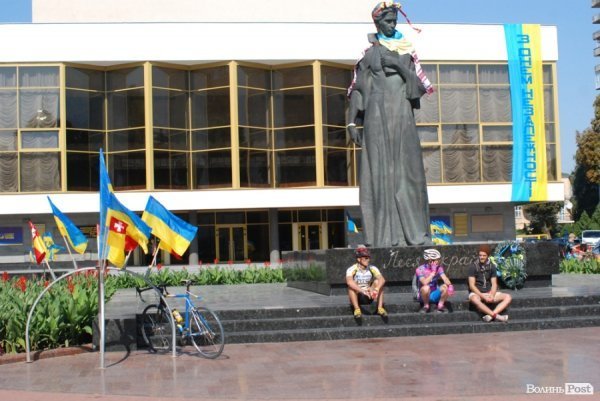 Велопробіг до Дня Незалежності в Луцьку. ФОТО