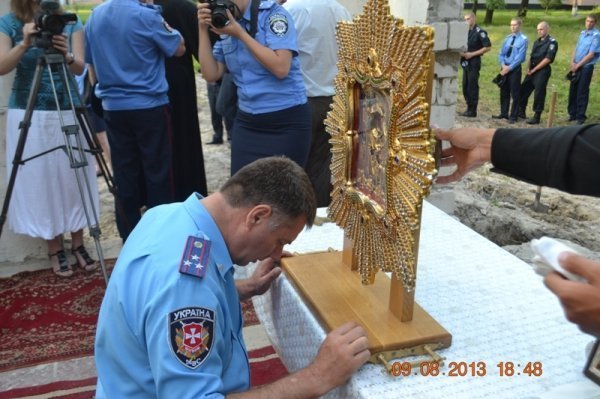 На Волині заклали першу цеглину «міліцейського» храму. ФОТО