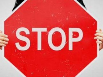 У Луцьку перекриють рух транспорту вулицею Кривий Вал